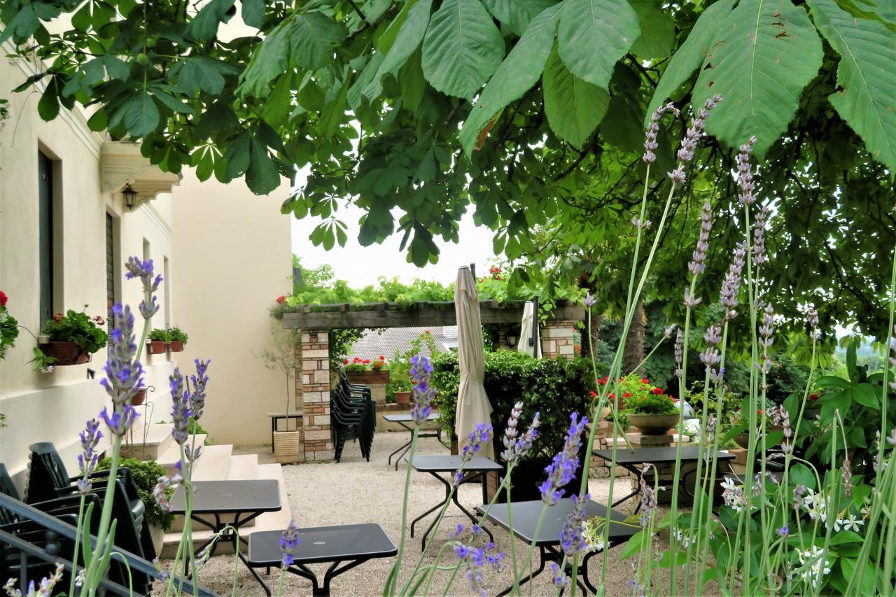 Locanda Alla Posta Borso del Grappa Bagian luar foto